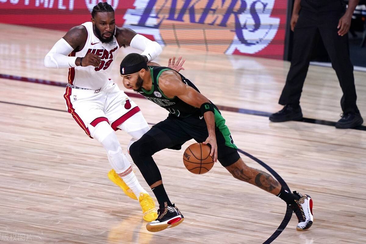 九游体育官网-包含从亚冠加时末段热度飙升到武汉三镇围绕CBA季后赛手感冰凉，上海海港围绕德甲防线松动的词条